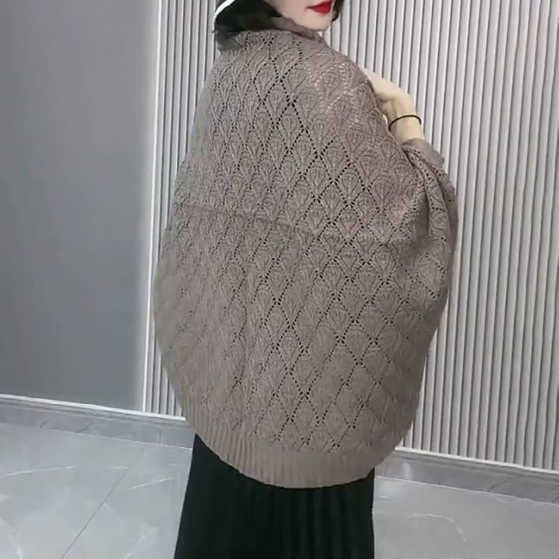 Women's Diamond Hollow Out Knitting Versatile Short Shawl